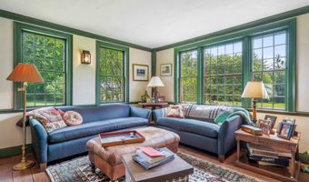 719 Walker Hill Rd, Barnard, VT 05031
