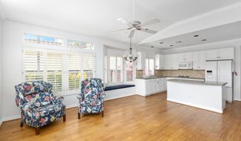 2314 Fallbrook Pl, Escondido, CA 92027