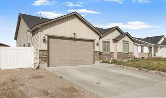 5097 Camden St, Chubbuck, ID 83202