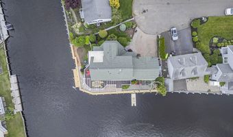 221 Magnolia Dr, Bayville, NJ 08721