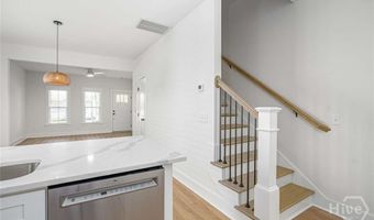 1205 E Bolton St, Savannah, GA 31404