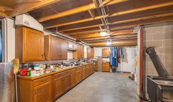 2925 Turner Rd, Auburn, ME 04210