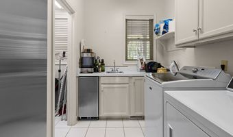 592 Whiteside Mountain Rd, Highlands, NC 28741