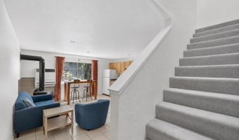 3750 Trout Gulch Rd, Aptos, CA 95003