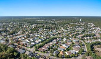 6 MOUNTAIN STREAM Ct, Barnegat, NJ 08005