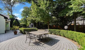 34 Southside Ave, Atlantic Highlands, NJ 07716
