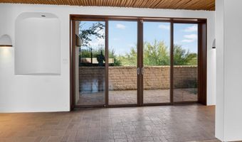 2304 FOX TAIL Trl, Carefree, AZ 85377