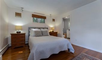 165 Kent Dr, East Greenwich, RI 02818