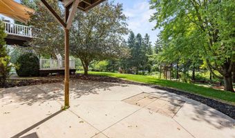 N3224 FEATHER RIDGE Drive, Appleton, WI 54913