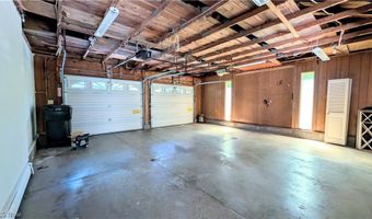 1305 Garrison Rd, Ashtabula, OH 44004
