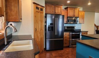 518 Medora Ave, Bismarck, ND 58503