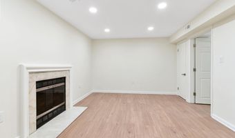 6630 MEDINAH Ln, Alexandria, VA 22312