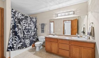 10546 64th Ln NE, Albertville, MN 55301