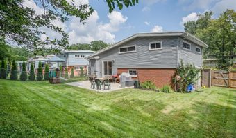 2207 PINNEBERG Ave, Rockville, MD 20851