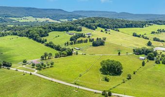 Dogwalk Rd, Alpine, TN 38543