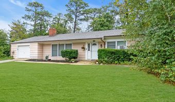 145 Spray Ave, Beachwood, NJ 08722