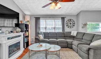 1060 Joslin Rd, Burrillville, RI 02830