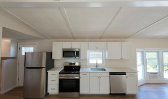 6 Sherwood Ln, Merrimack, NH 03054