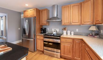 67 Kline Rd, Center Harbor, NH 03226