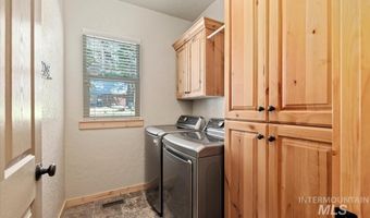 23 Waterline Ln, Cascade, ID 83611