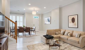 2216 MAIN LINE Blvd, Alexandria, VA 22301
