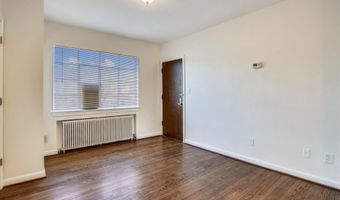 2502 LANGSTON Blvd 2, Arlington, VA 22201