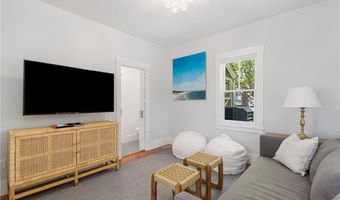 47 Longfellow Rd, Jamestown, RI 02835