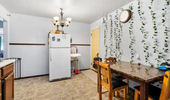1269 Garland St, Allouez, WI 54301
