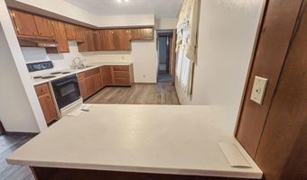 3 Greenmoor Dr, Arcanum, OH 45304