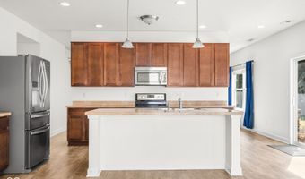 8607 Redditch Dr, Avon, IN 46123