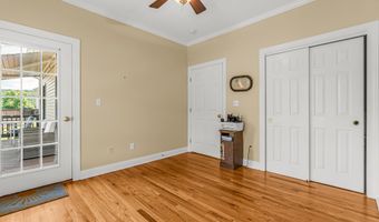 37 September Ln 37, Beacon Falls, CT 06403