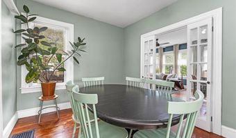 5 Dennis Ave, Cranston, RI 02905