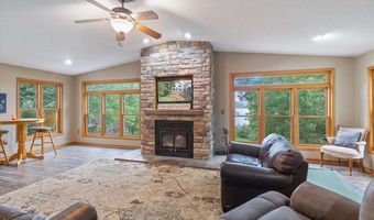 5835 Scenic Acres Rd, Aurora, MN 55705