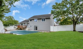 41 Deck St, Barnegat, NJ 08005