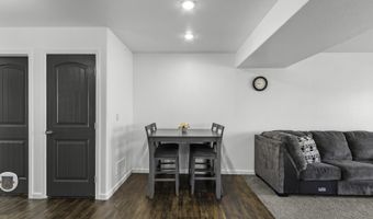6616 PAINTED ROCK Trl, Cheyenne, WY 82001