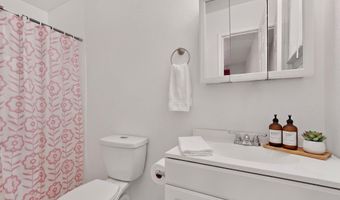 514 57th St NW, Albuquerque, NM 87105