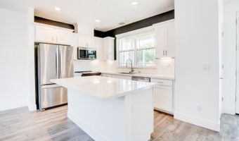 2910 Bay Village Ave, Santa Rosa, CA 95403