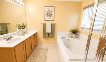4302 BEGONIA Dr, Bowie, MD 20720