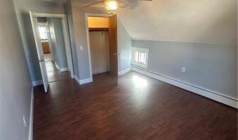16 King St, North Providence, RI 02911