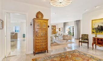 111 Harrison Ave A18, Newport, RI 02840