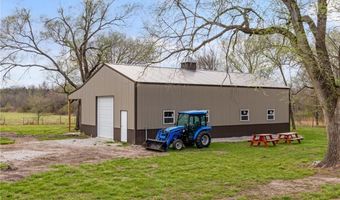 15112 NE County Road 243, Adrian, MO 64720