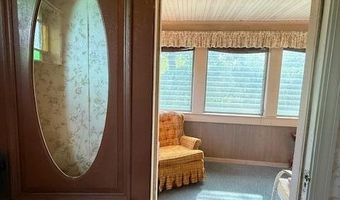 10 Palm St, Baileyville, ME 04694