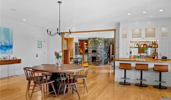 294 Ocean Ave, Newport, RI 02840