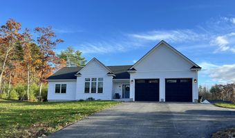 173 Tamrox Dr, Arundel, ME 04046