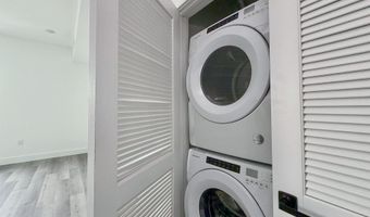 425 AVENUE C 501, Bayonne, NJ 07002