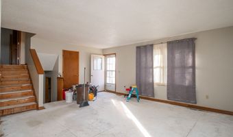 1005 6th St NW, Altoona, IA 50009