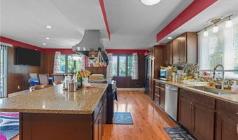 37 Pinewood Dr, North Providence, RI 02904