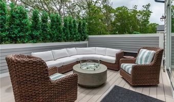 11 Hampton Rd 22, Coventry, RI 02816