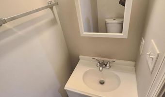 1827 MCCULLOH St, Baltimore, MD 21217