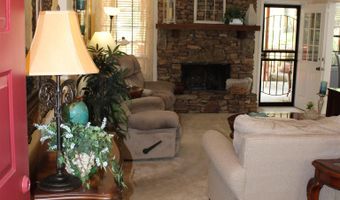 204 PORTSOUTH Ln, Alabaster, AL 35007